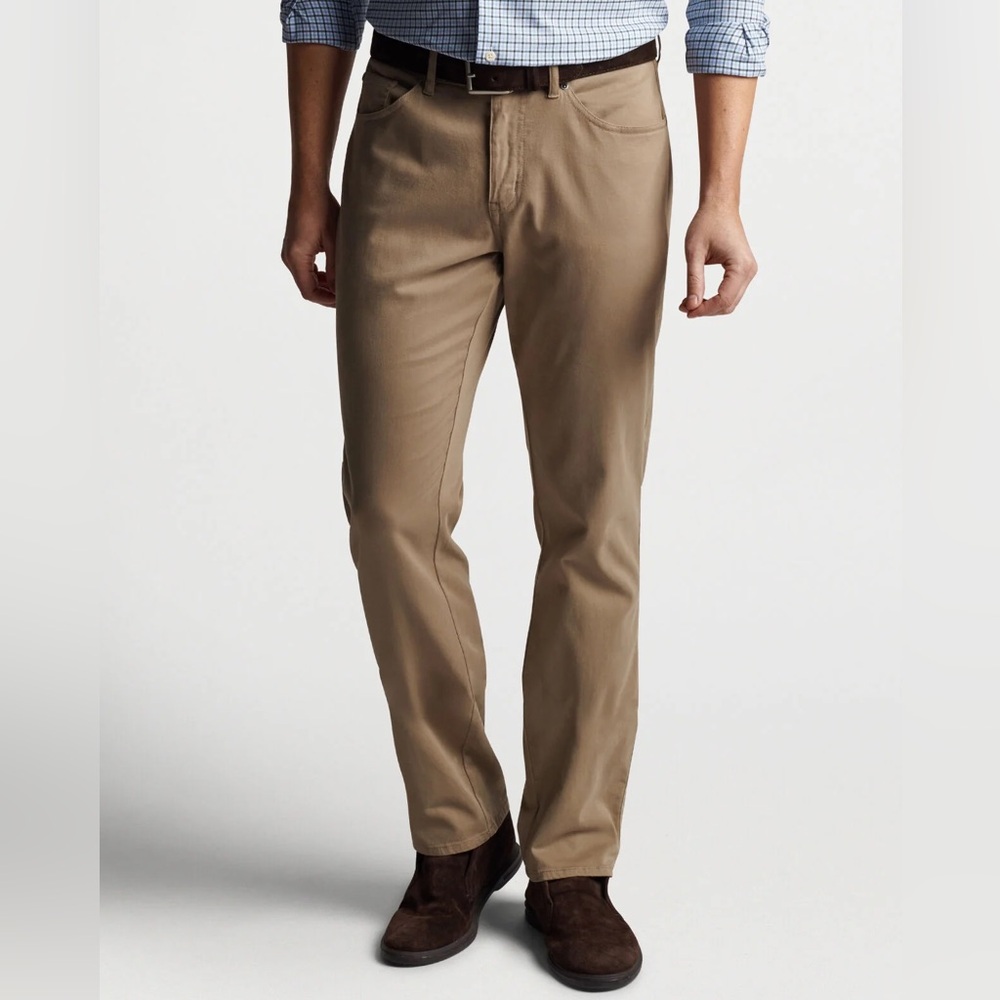 Peter Millar Signature Sateen Five-Pocket Pant in Grain